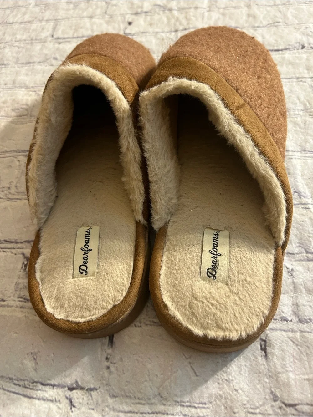 DEARFOAMS SCUFF SLIPPERS BROWN FUZZY TEXTURED FABRIC UPPER MENS (11-12)